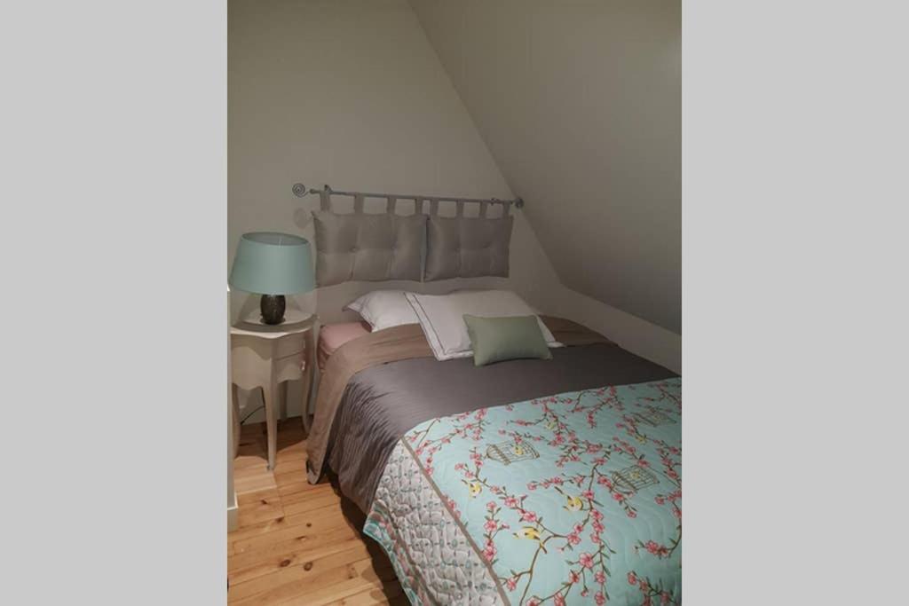 Au Mont Pour Deux Apartment Понторсон Екстериор снимка